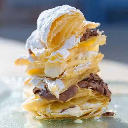 Calme Boutique - Adults Only